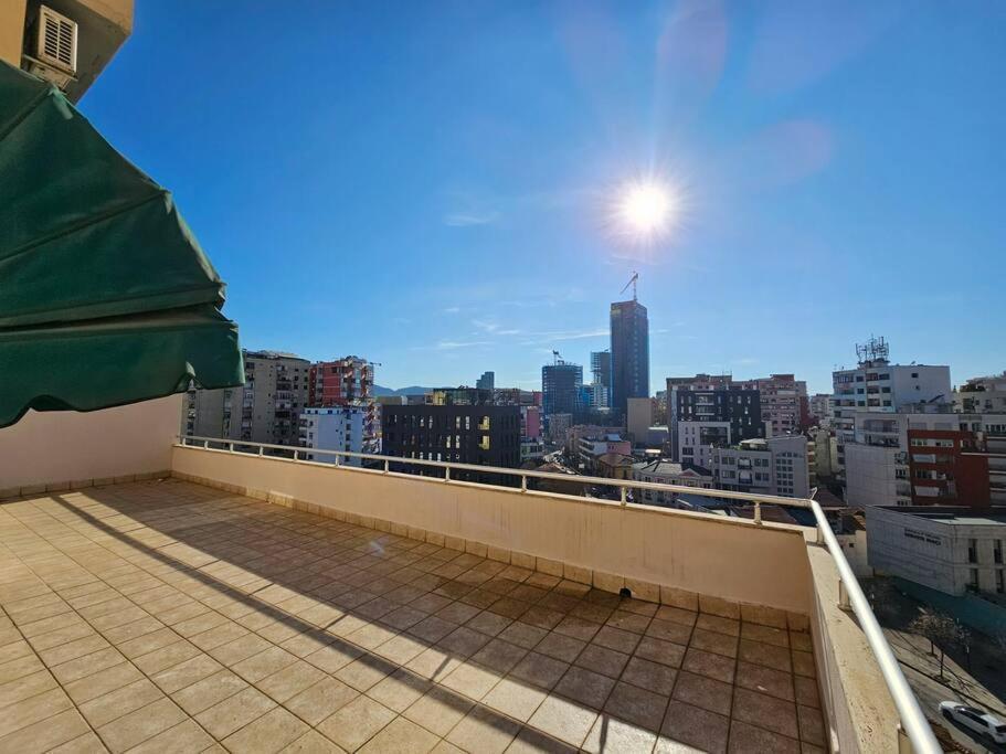 Central Apartment Tirana Zewnętrze zdjęcie