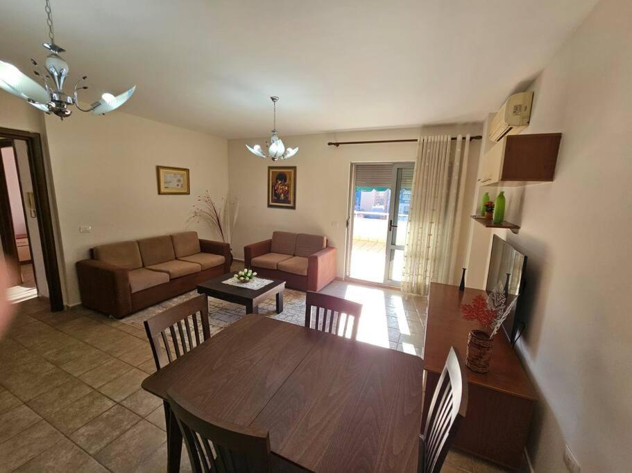 Central Apartment Tirana Zewnętrze zdjęcie
